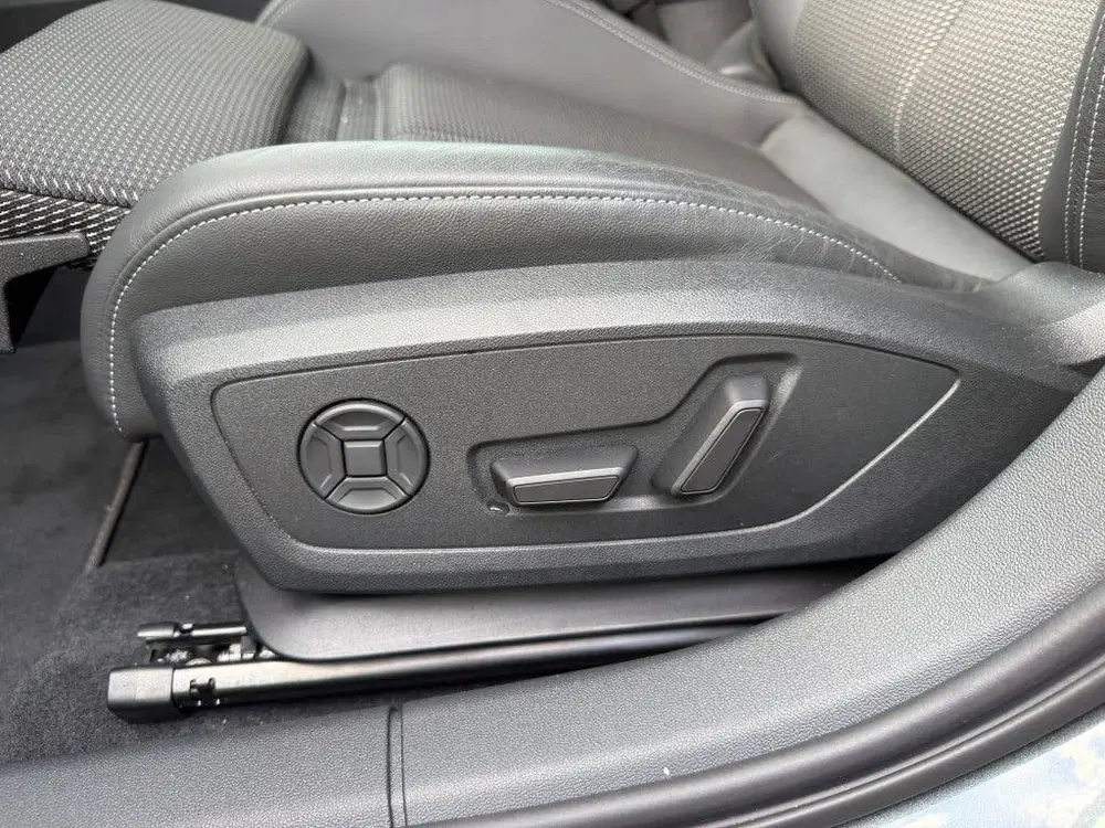 Audi A3 45 TFSI e S edt Comp uit 2025, foto 13