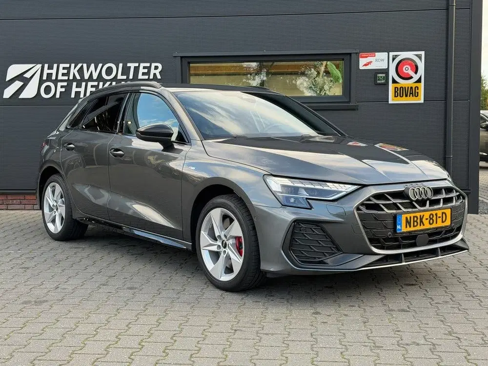 Audi A3 45 TFSI e S edt Comp uit 2025, foto 5