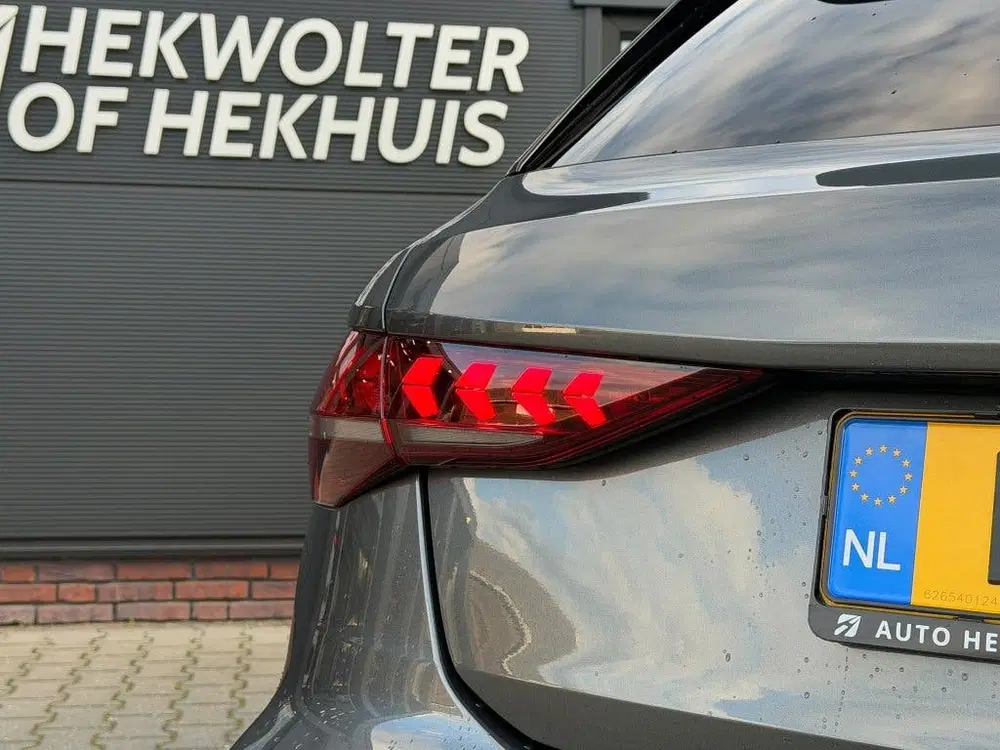 Audi A3 45 TFSI e S edt Comp uit 2025, foto 7