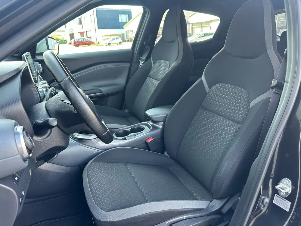 Nissan Juke 1.0 DIG-T N-Connecta Climate C uit 2022, foto 6