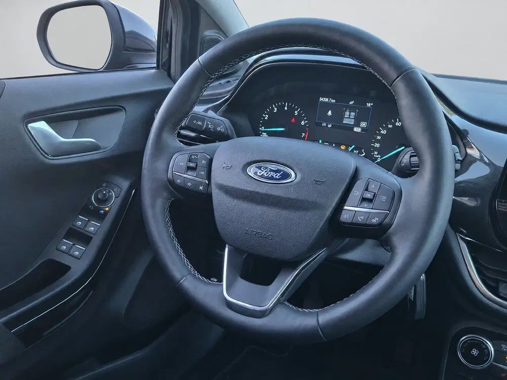 Ford Puma 1.0 EcoBoost Hybrid Titanium navigatie uit 2024, foto 11