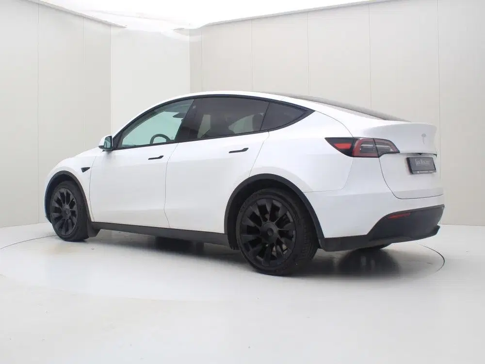 Tesla Model Y Standard RWD Plus 94.2% SoH [ WIT LEDER+AM uit 2023, foto 3