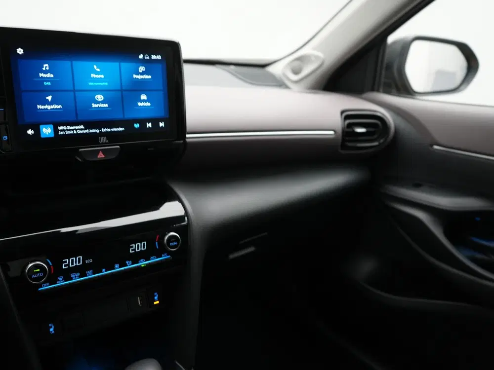 Toyota Yaris Cross 1.5 Hybrid Executive uit 2022, foto 15