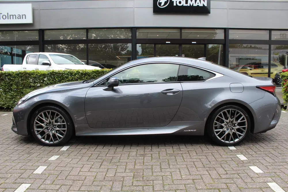 Lexus RC 300h Luxury Line uit 2020, foto 13