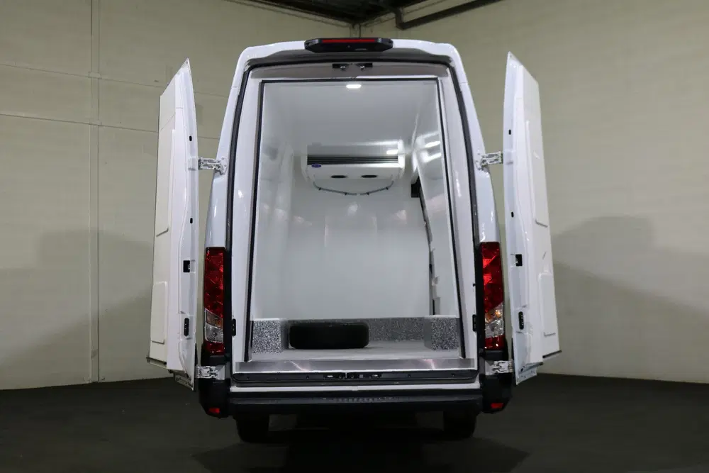 Iveco Daily 35S18 L4 H3 Hi-Matic Automaat Koelwagen Vr uit 2024, foto 3