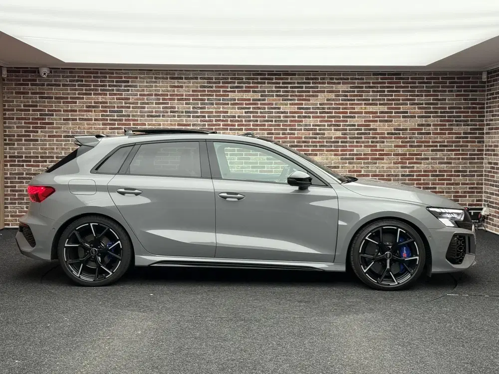 Audi RS3 2.5TFSI RS 3 quattro Keramisch Headup Pano uit 2023, foto 6