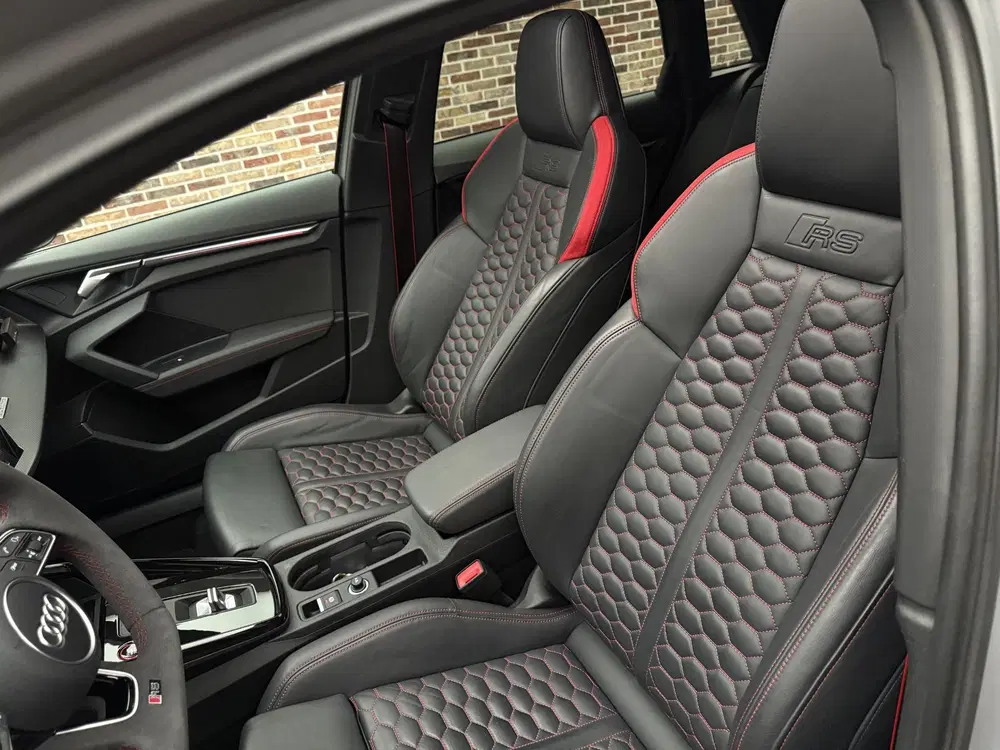 Audi RS3 2.5TFSI RS 3 quattro Keramisch Headup Pano uit 2023, foto 8