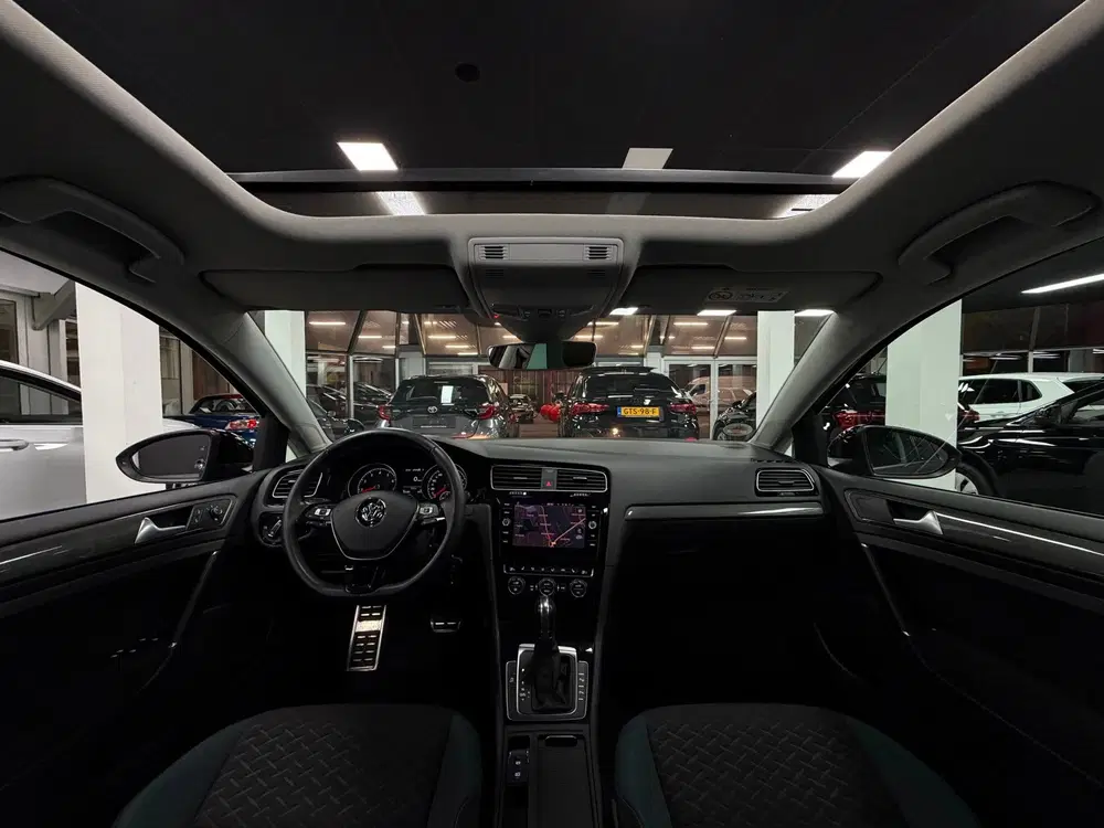 Volkswagen Golf 1.5 TSI R-LINE uit 2019, foto 14