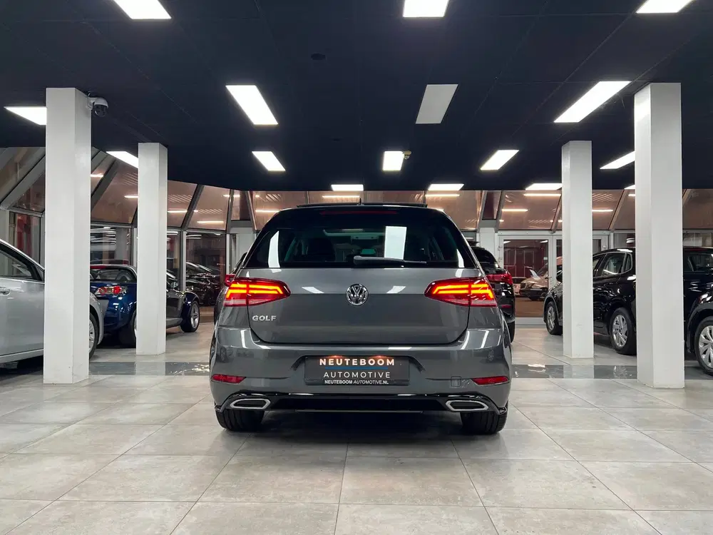 Volkswagen Golf 1.5 TSI R-LINE uit 2019, foto 3