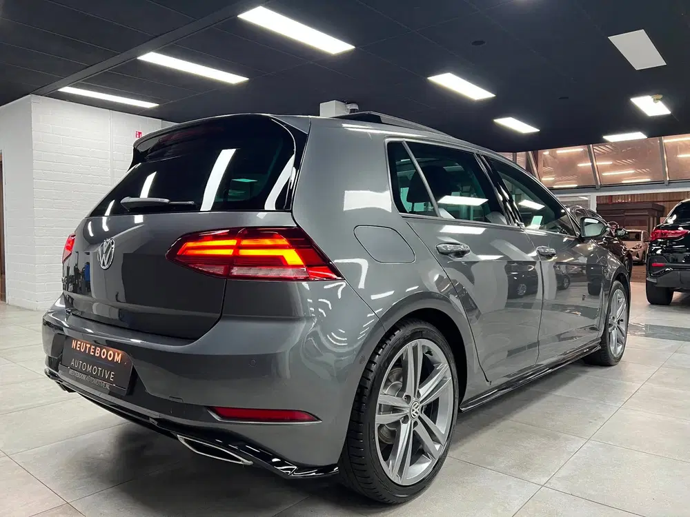 Volkswagen Golf 1.5 TSI R-LINE uit 2019, foto 5