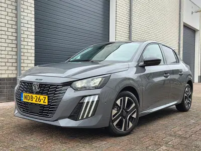 Peugeot 208 1.2 PureTech 100 Allure Keyless-Camera-Car uit 2025