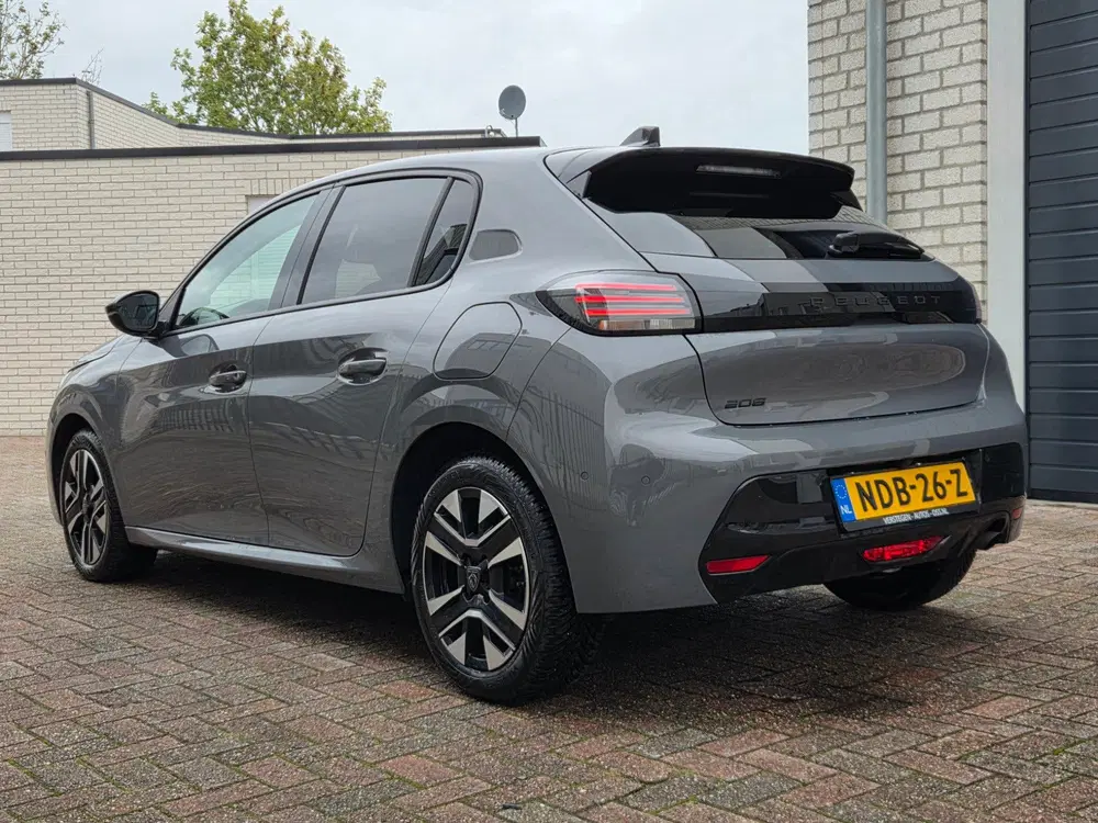 Peugeot 208 1.2 PureTech 100 Allure Keyless-Camera-Car uit 2025, foto 3