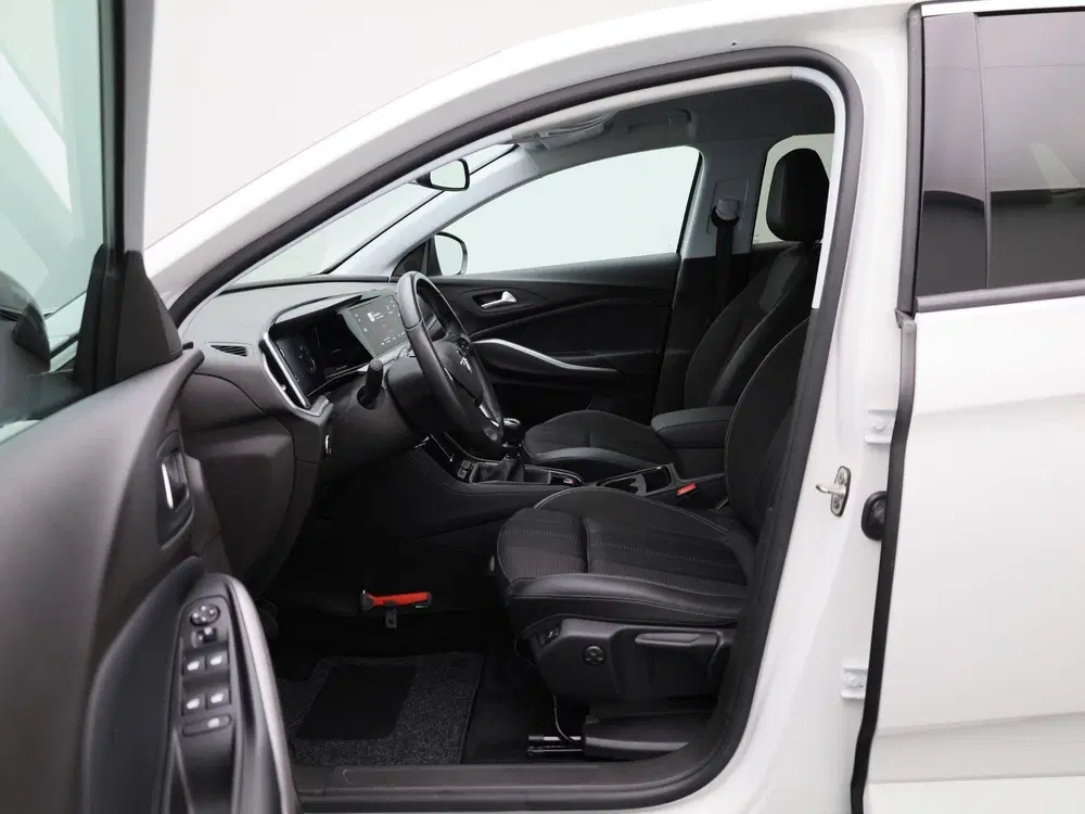 Opel Grandland 1.2 Turbo Elegance uit 2023, foto 9