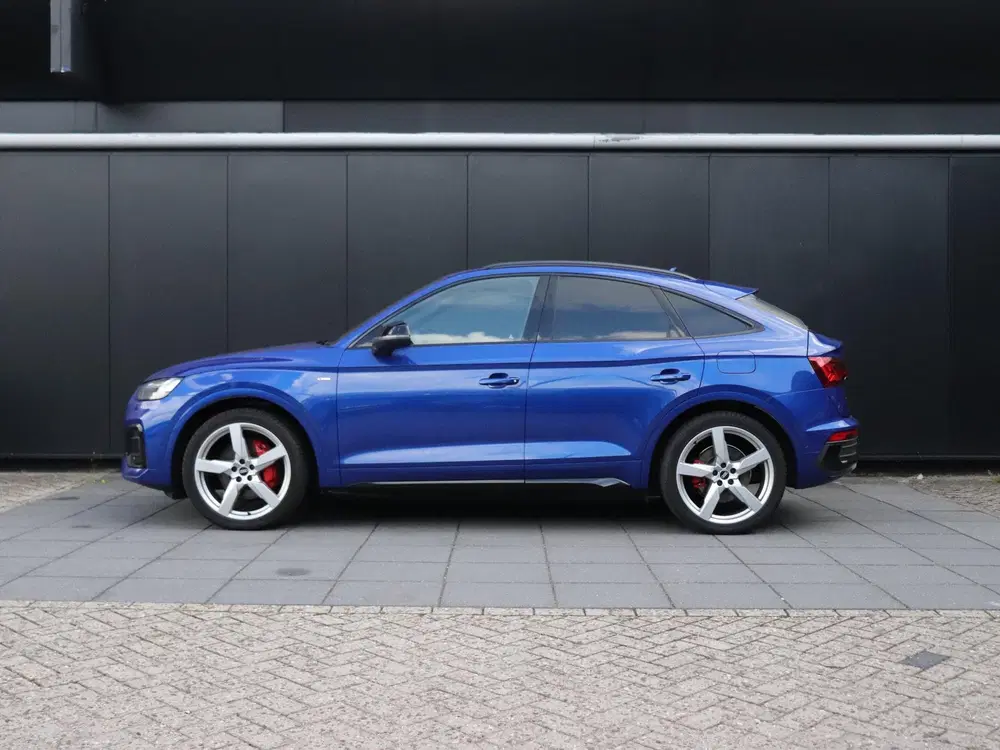 Audi Q5 55 TFSI e Quattro s-edition uit 2021, foto 2