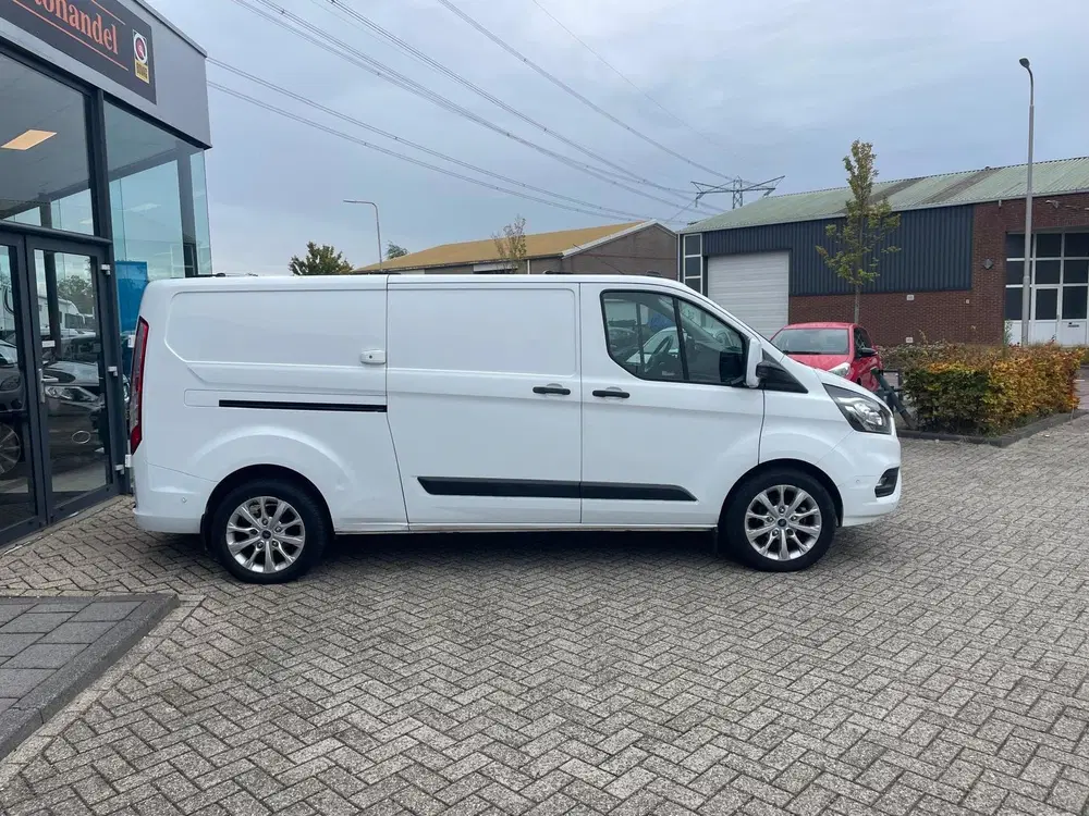 Ford Transit Custom 300 2.0 TDCI L2H2 Trend uit 2020, foto 5