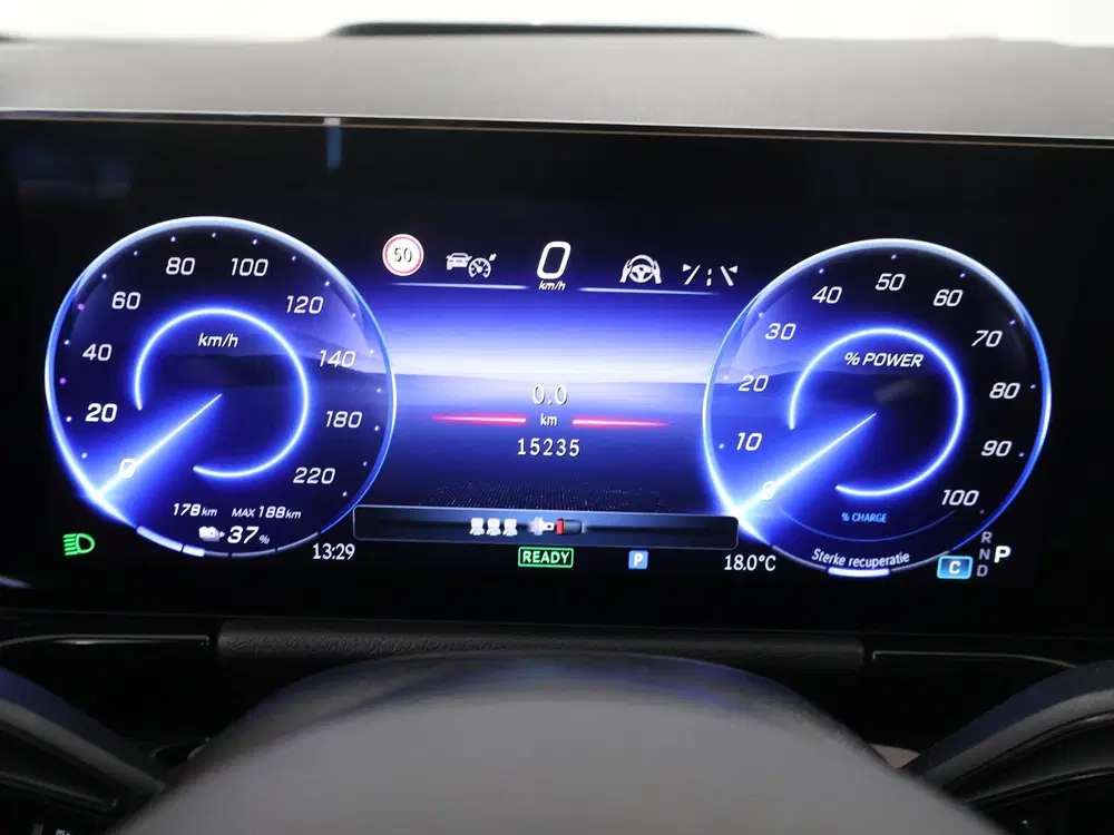 Mercedes-Benz EQA 250+ Business Solution AMG 71 kWh uit 2025, foto 12