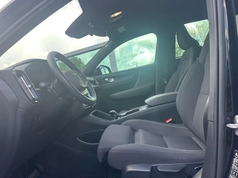 Volvo XC40 Recharge Core uit 2022, foto 10