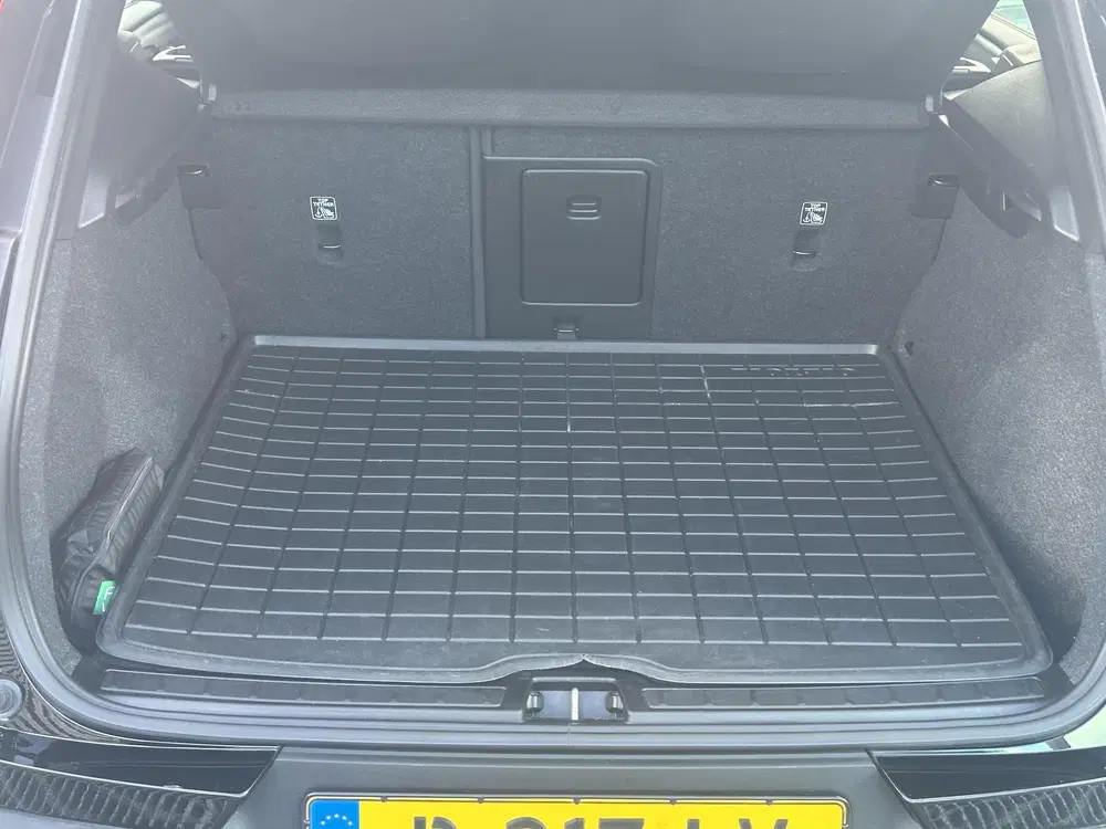 Volvo XC40 Recharge Core uit 2022, foto 13