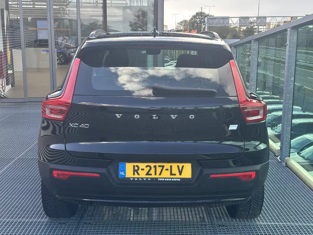 Volvo XC40 Recharge Core uit 2022, foto 9