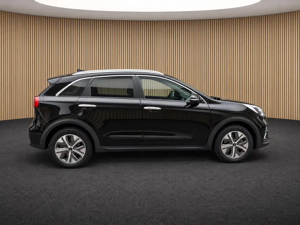 Kia Niro DynamicLine 64 kWh Dealer onderhouden uit 2021, foto 13
