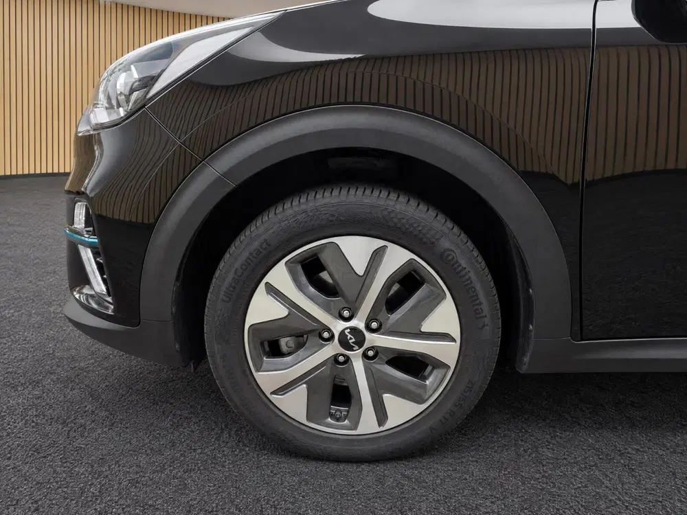 Kia Niro DynamicLine 64 kWh Dealer onderhouden uit 2021, foto 5