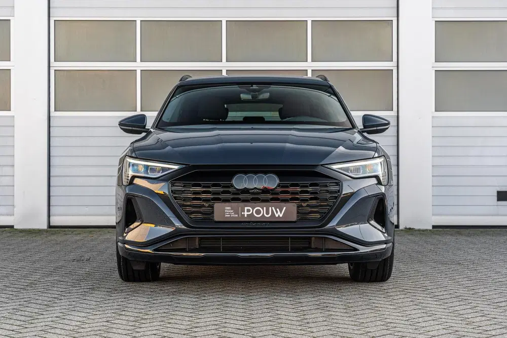 Audi Q8 e-tron 55 408pk quattro Advanced edition 115 kWh uit 2023, foto 10