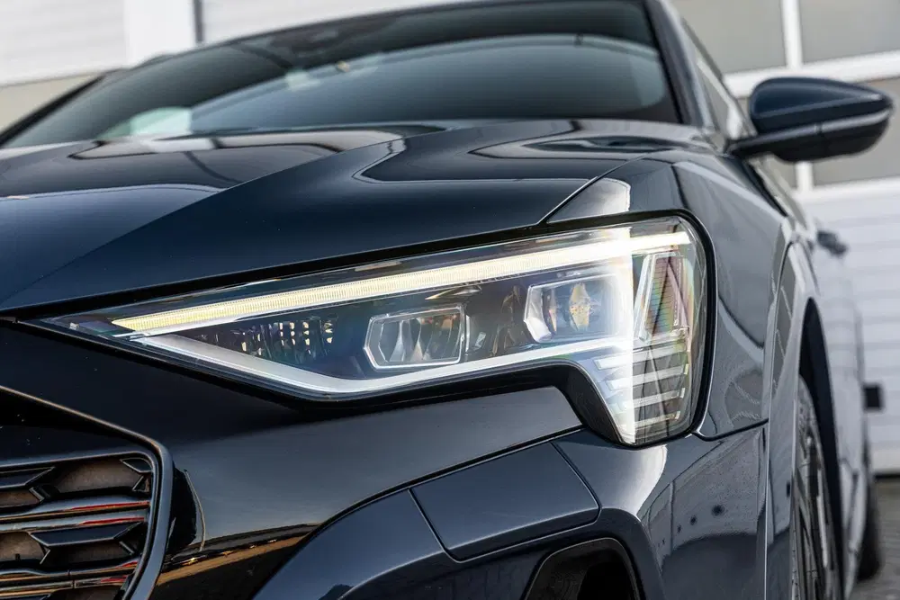 Audi Q8 e-tron 55 408pk quattro Advanced edition 115 kWh uit 2023, foto 11