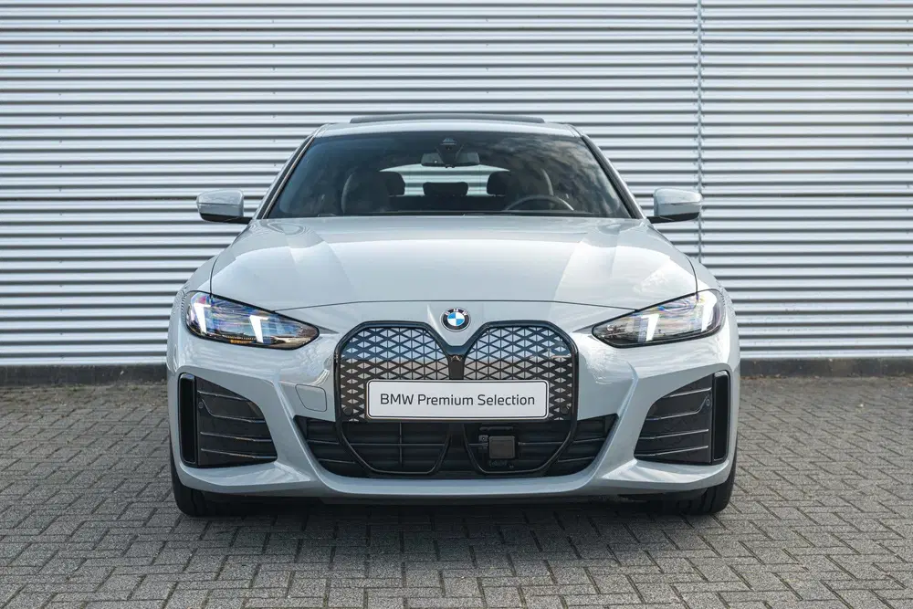 BMW i4 eDrive35 M Sport uit 2025, foto 12