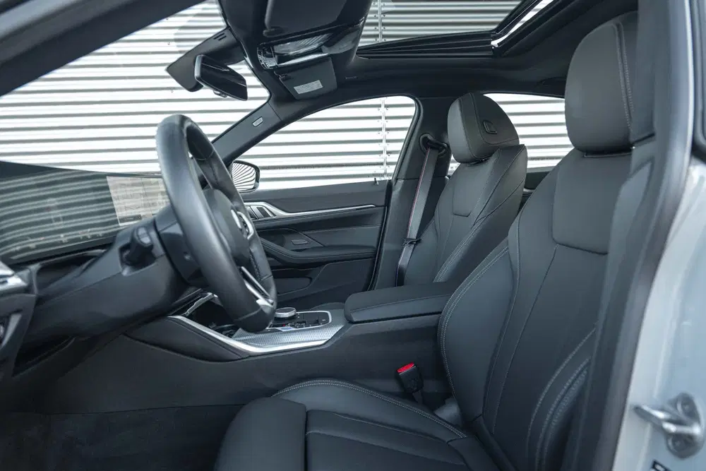 BMW i4 eDrive35 M Sport uit 2025, foto 4