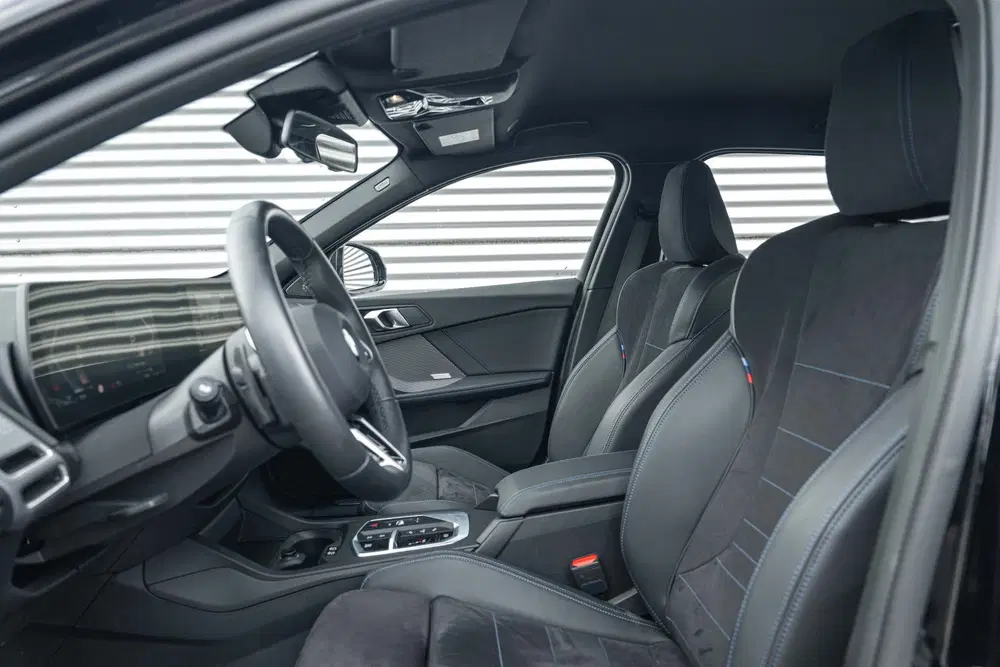 BMW 1-serie 120 M Sport Automaat uit 2025, foto 4