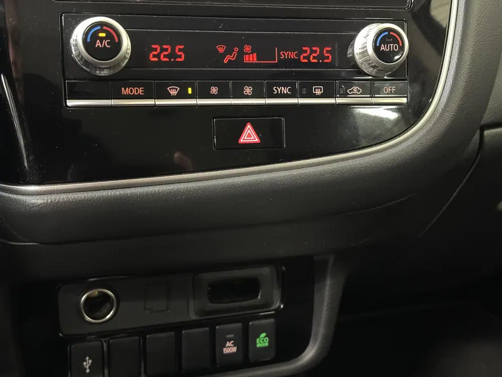 Mitsubishi Outlander 2.4 PHEV Intense uit 2021, foto 14