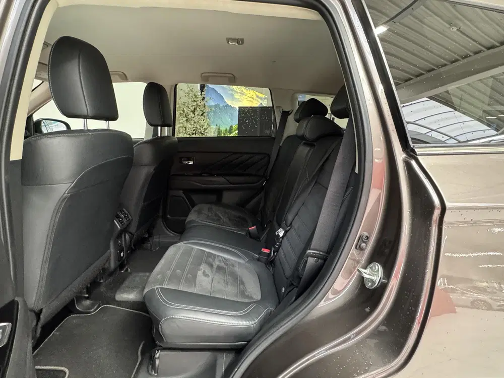 Mitsubishi Outlander 2.4 PHEV Intense uit 2021, foto 8