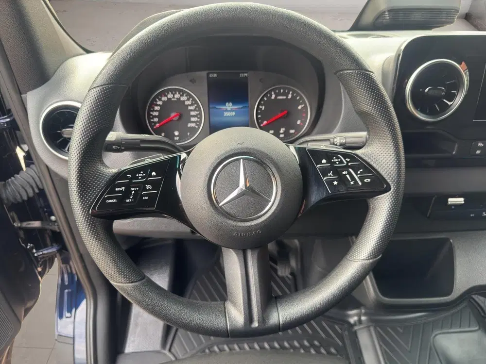 Mercedes-Benz Sprinter 317 L2H2 uit 2024, foto 10