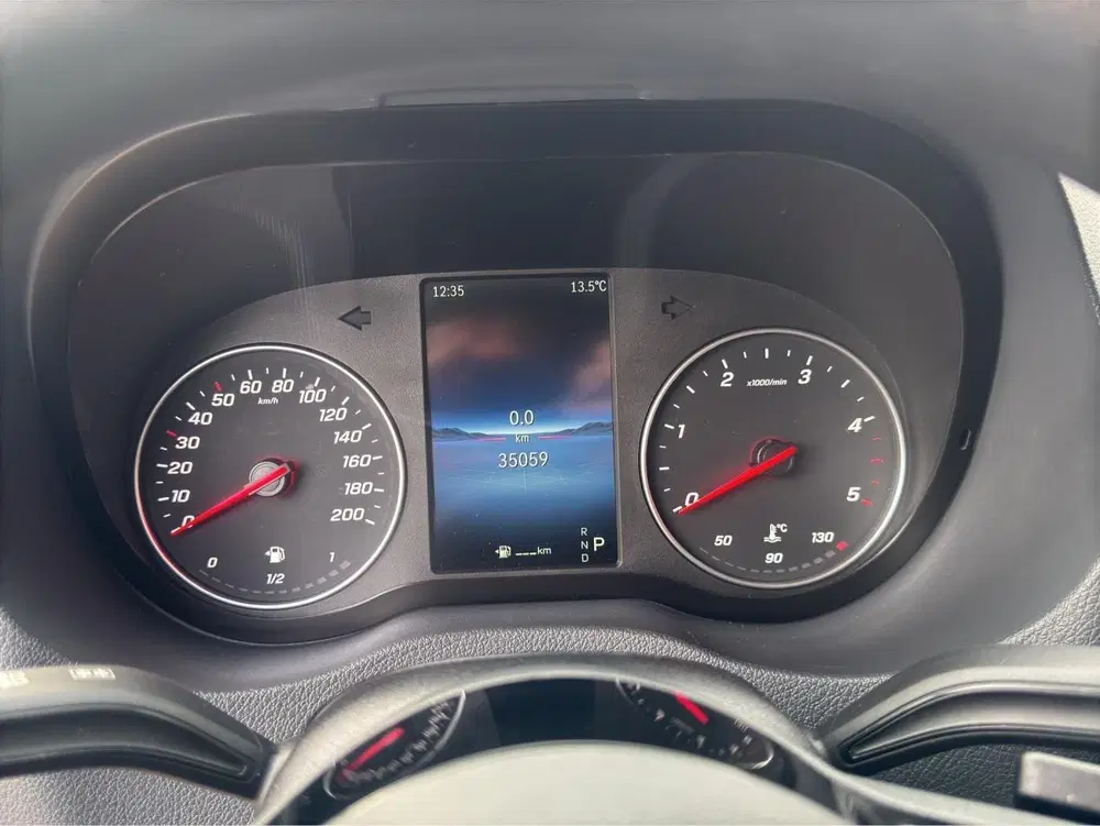 Mercedes-Benz Sprinter 317 L2H2 uit 2024, foto 11