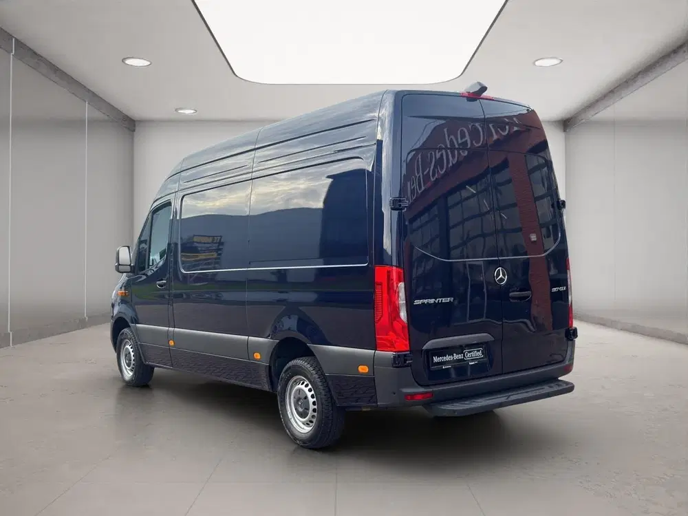 Mercedes-Benz Sprinter 317 L2H2 uit 2024, foto 3