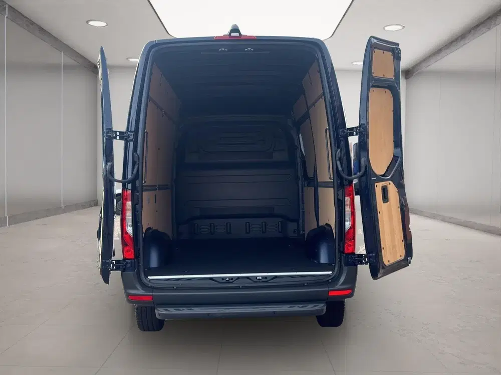 Mercedes-Benz Sprinter 317 L2H2 uit 2024, foto 5