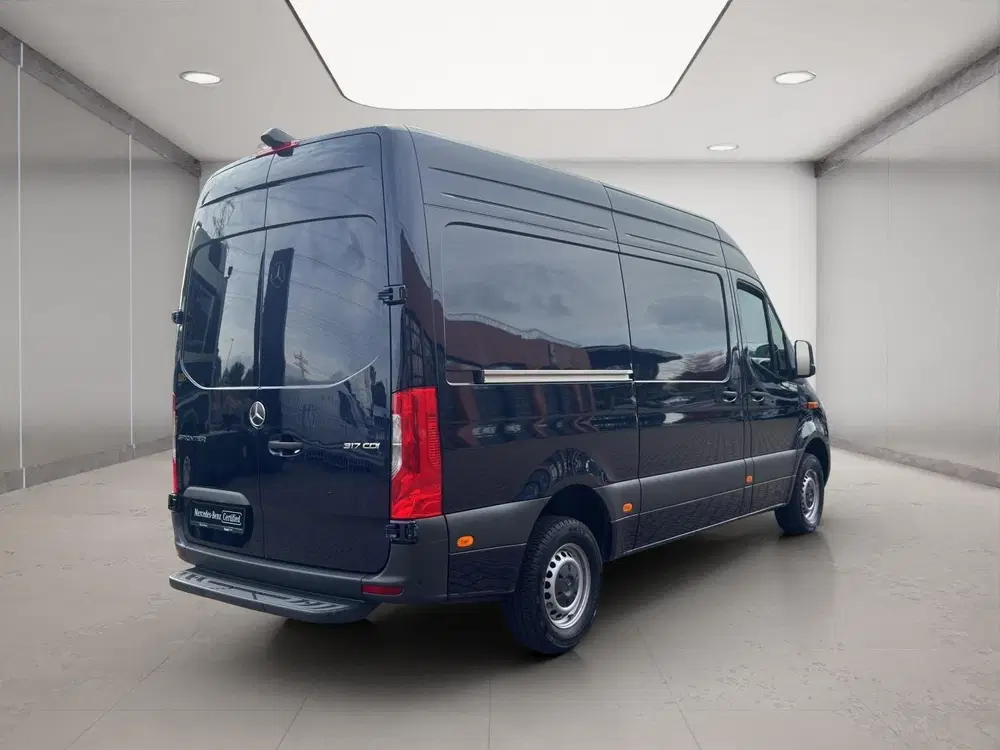 Mercedes-Benz Sprinter 317 L2H2 uit 2024, foto 6