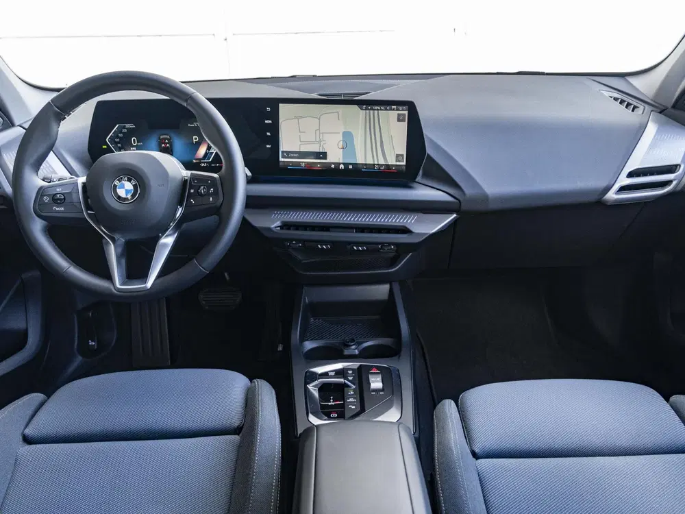 BMW 1-serie 120 uit 2024, foto 3