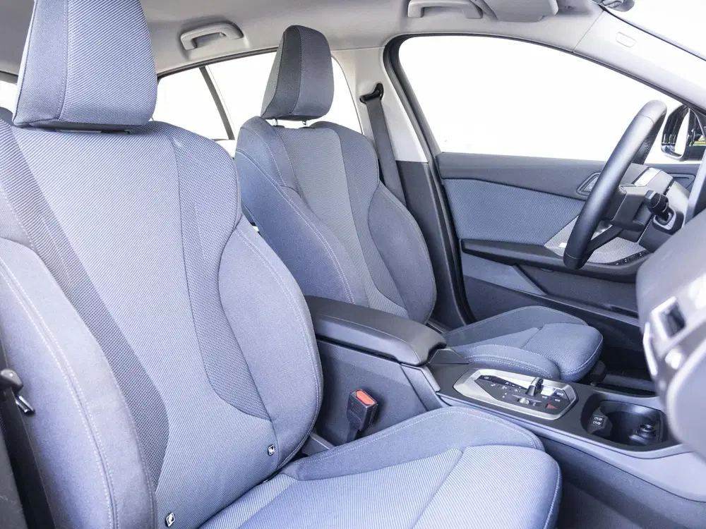 BMW 1-serie 120 uit 2024, foto 4