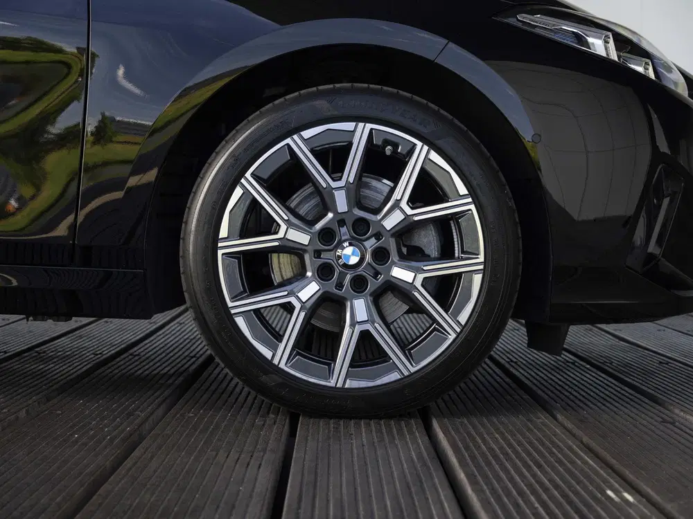 BMW 1-serie 120 uit 2024, foto 9