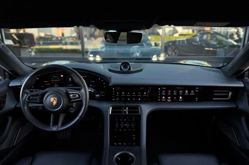 Porsche Taycan Turbo S 93 kWh uit 2021, foto 11