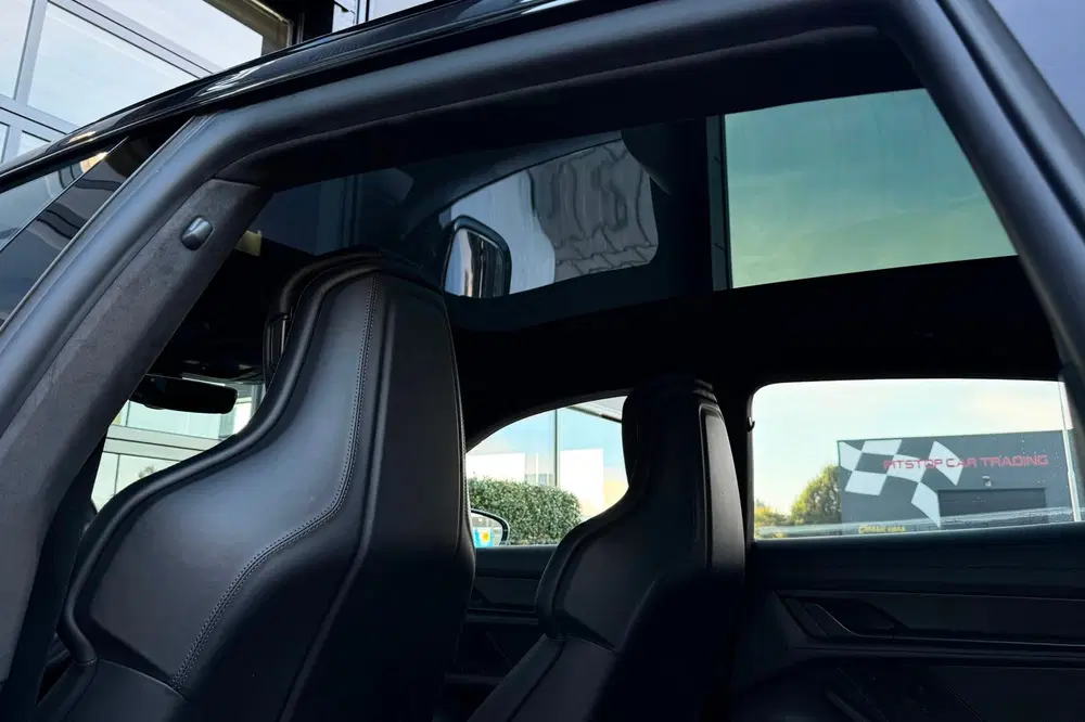 Porsche Taycan Turbo S 93 kWh uit 2021, foto 12