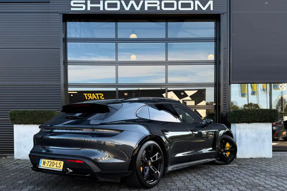 Porsche Taycan Turbo S 93 kWh uit 2021, foto 7