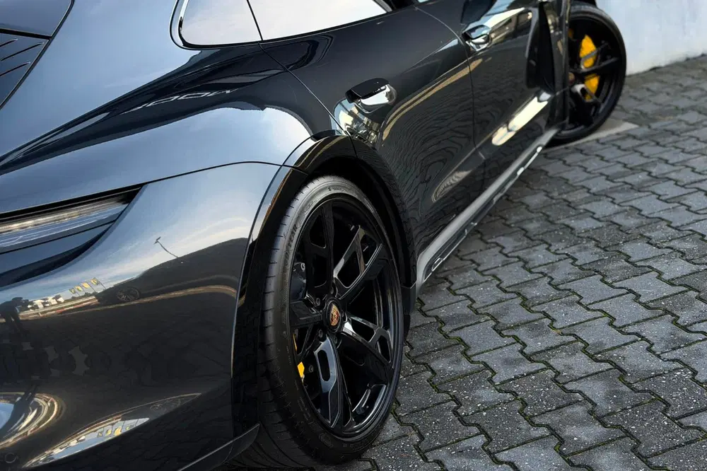 Porsche Taycan Turbo S 93 kWh uit 2021, foto 9