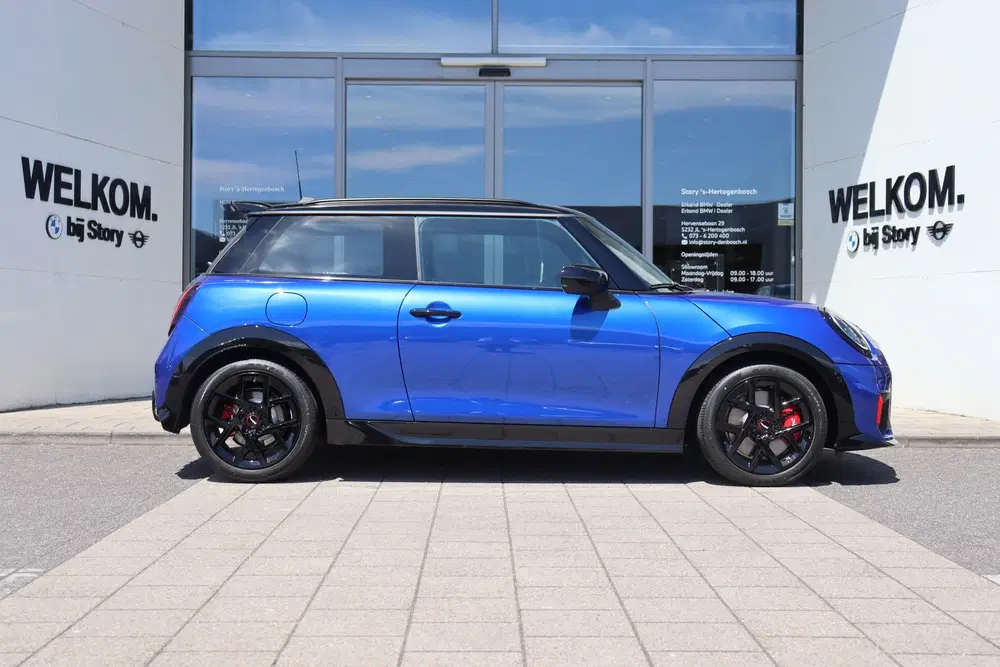 Mini Hatchback John Cooper Works uit 2026, foto 8