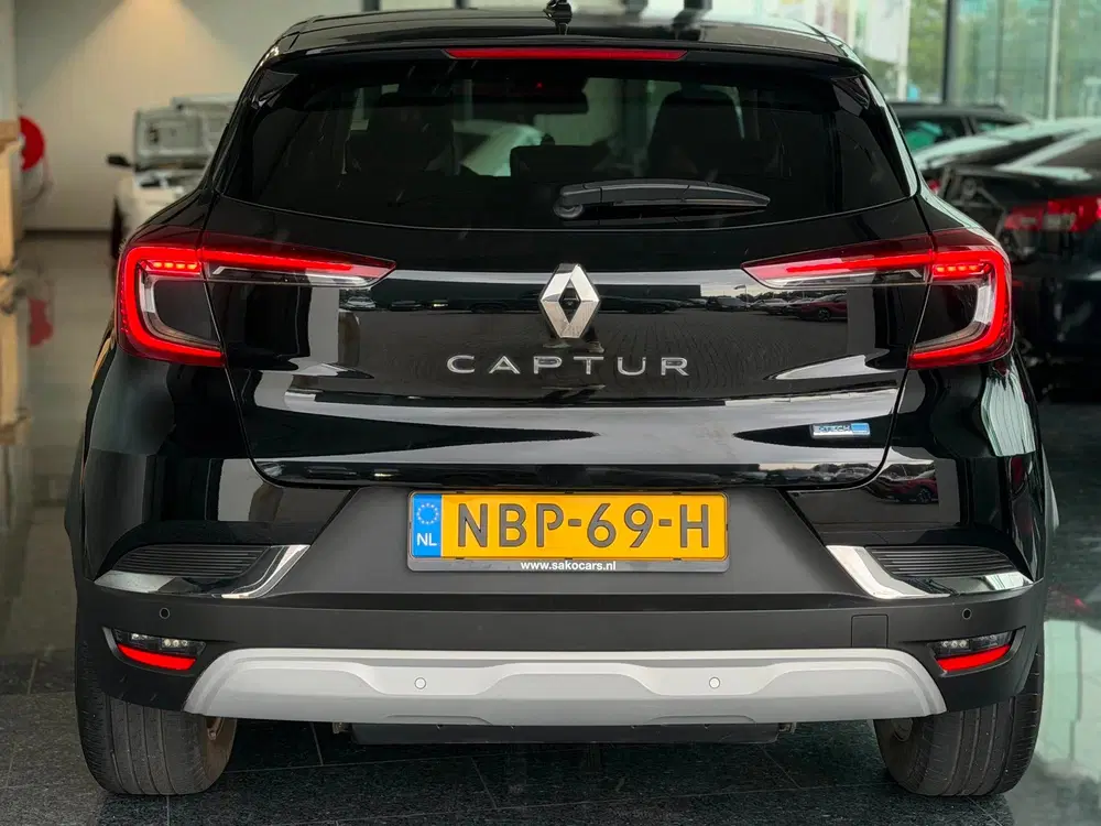 Renault Captur 1.6 E-Tech Plug-in Hybrid 160 Intens 2022 uit 2022, foto 3