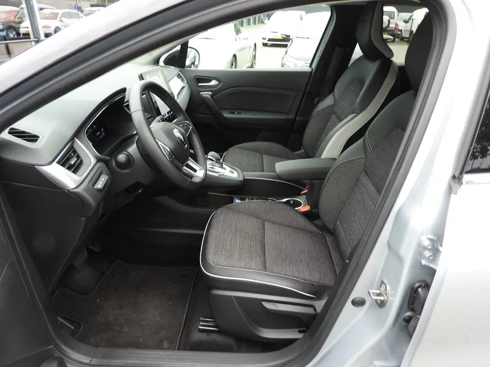 Renault Captur 1.6 E-Tech full hybrid 145 Techno uit 2023, foto 9