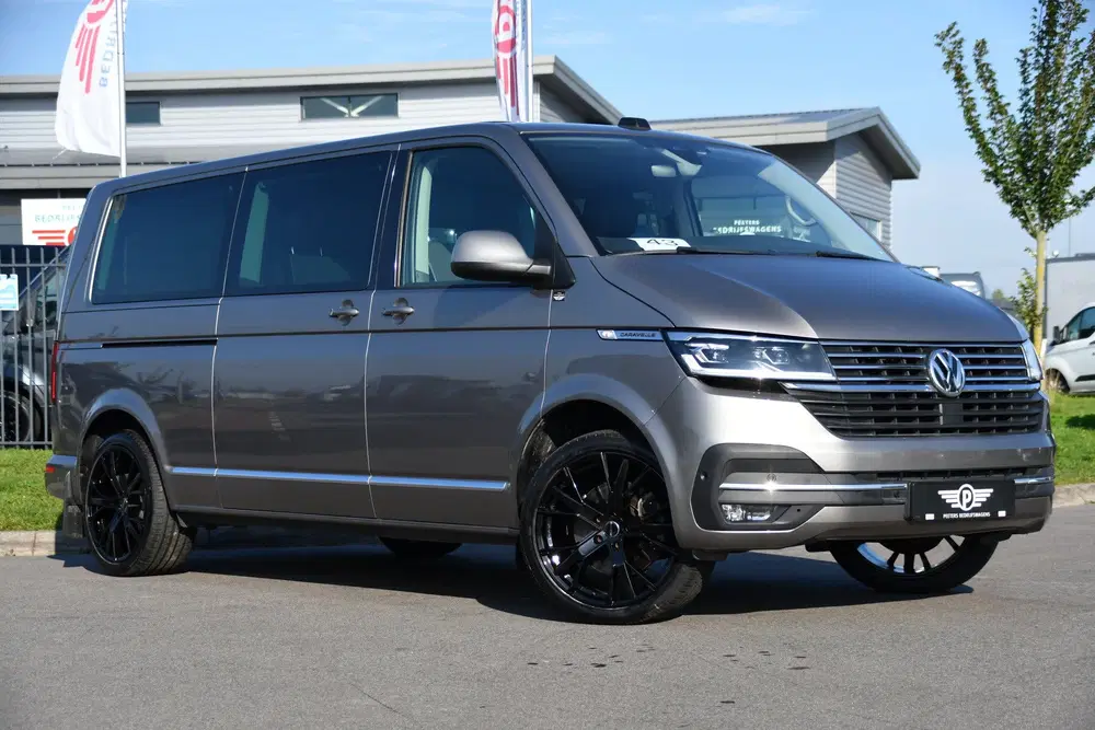 Volkswagen Transporter 2.0 TDI L2H1 30 DC Caravelle Virtual uit 2020, foto 5