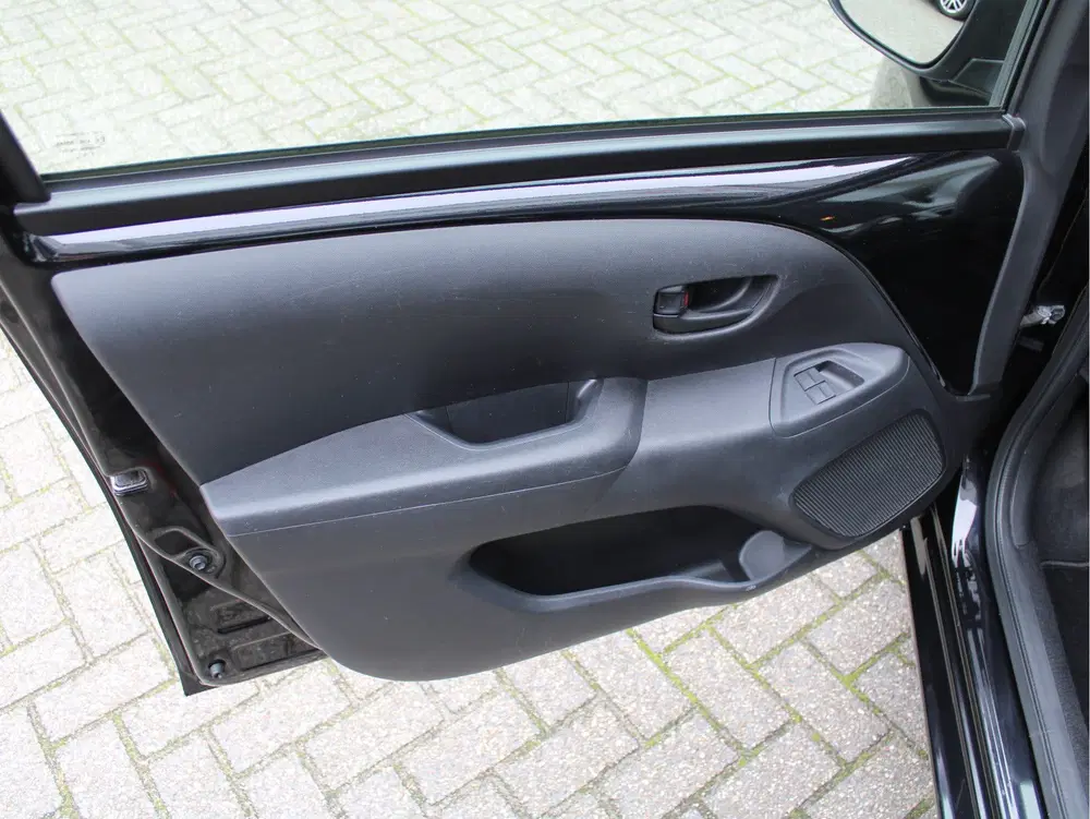 Peugeot 108 1.0 e-VTi Active uit 2020, foto 5