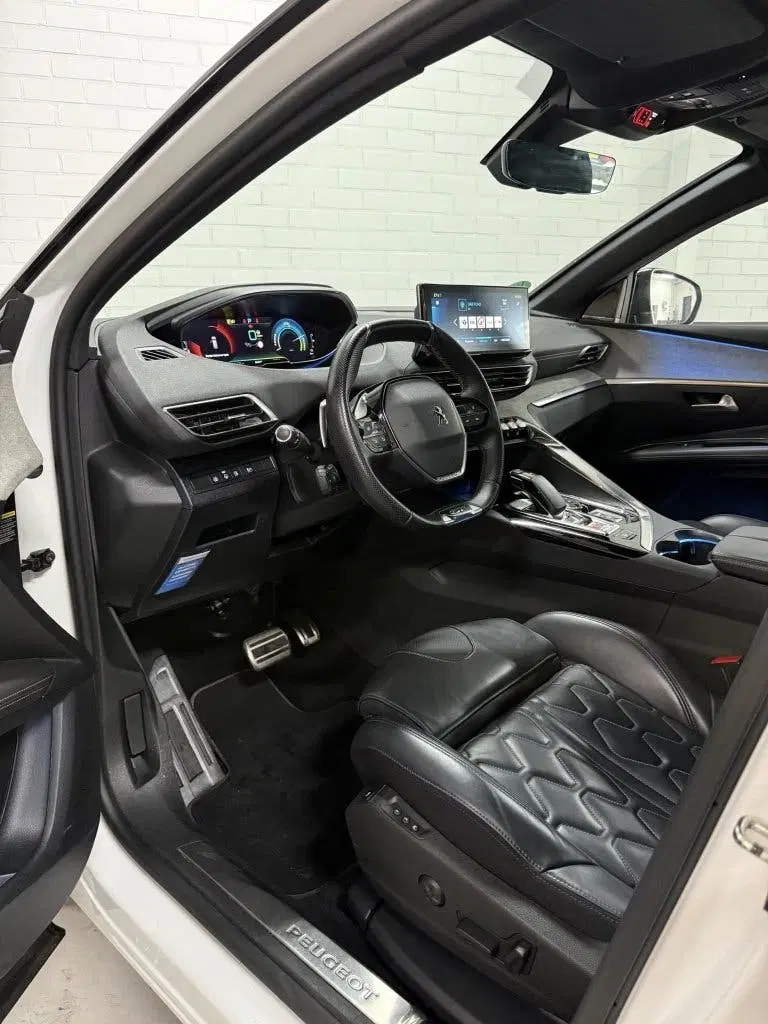 Peugeot 3008 1.6 HYb4 Pr.Pack Av 300 PK GT uit 2021, foto 3